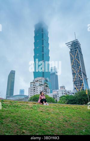 Meilleure vue de Taipei 101 – perspective diurne emblématique à Taipei, Taiwan Banque D'Images