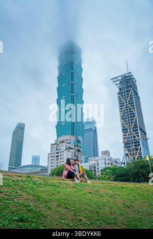 Meilleure vue de Taipei 101 – perspective diurne emblématique à Taipei, Taiwan Banque D'Images