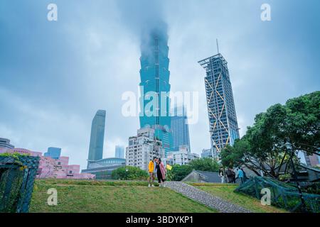 Meilleure vue de Taipei 101 – perspective diurne emblématique à Taipei, Taiwan Banque D'Images
