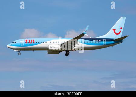 Amsterdam, pays-Bas - 3 juillet 2017 : avion de passagers TUI TUIfly à l'aéroport. Planifiez un vol. Aviation et aéronefs. Transport aérien. Global int Banque D'Images