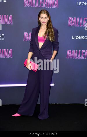 Rebecca Kunikowski zu Gast auf dem schwarzen Teppich BEI der Deutschland première des films Kino du monde de John Wick Ballerina im Kino Zoopalast AM 26.05.2025 à Berlin Berlin Deutschland *** Rebecca Kunikowski en tant qu'invitée sur le tapis noir à la première allemande du film du monde de John Wick Ballerina au cinéma Zoopalast le 26 mai 2025 à Berlin Allemagne Banque D'Images