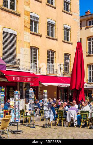 France, Rhône, Lyon, Vieux Lyon, site historique classé au patrimoine mondial de l'UNESCO, quartier Saint-Jean, place Saint-Jean Banque D'Images