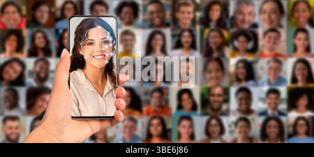 Technologie moderne de reconnaissance faciale utilisée sur smartphone pour l'identification Banque D'Images