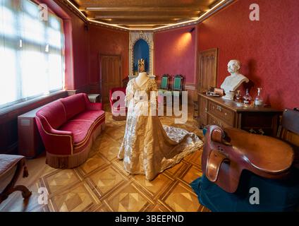Intérieur impressionnant du château de Hohenzollern. Hechingen, Allemagne Banque D'Images