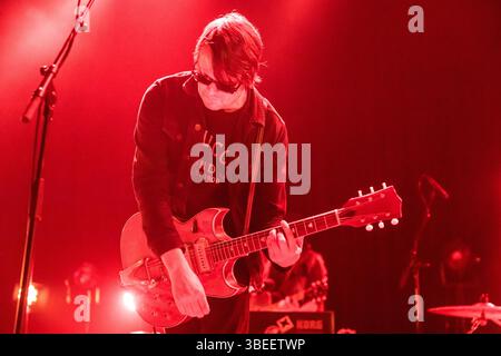Oslo, Norvège. 28 mai 2025. Le groupe de rock américain The Brian Jonestown massacre donne un concert au Rockefeller à Oslo. Ici, le musicien Hakon Adalsteinsson est vu en direct sur scène. Crédit : Gonzales photo/Alamy Live News Banque D'Images