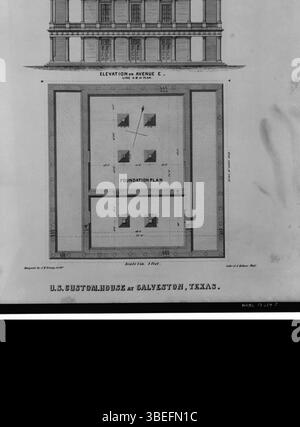 Une photocopie du plan architectural original et de l'élévation de l'US Customs House, conçu par Ammi B. Young en 1933. Le plan offre un regard détaillé sur la conception du bâtiment, mettant en valeur son style néoclassique. Banque D'Images
