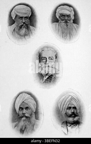 Le frontispice de la religion sikh (1909) représente Max Arthur Macauliffe avec ses assistants sikhs, dont Kahn Singh Nabha. L’image fournit une introduction visuelle au travail de Macauliffe sur le sikhisme, mettant en valeur des figures clés des études religieuses du début du XXe siècle. Banque D'Images