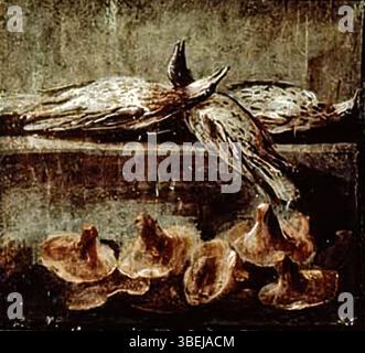 Cette photographie de Stanley Jashemski montre une fresque romaine de nature morte du Ier siècle de la Maison des Stags à Herculanum, avec des oiseaux et des champignons. La peinture fait partie du riche art domestique trouvé dans les anciennes maisons romaines et reflète l'intérêt de l'époque pour la nature. Banque D'Images