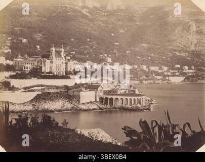 GJ, Monte-Carlo le tir aux pigeons, vue de Monte Carlo avec Monte Carlo Casino, recto - manuscrit, cette photo fait partie d'un album., photographie, photo, feuille d'album, photos, monte Carlo - Panorama, hauteur 209 mm, largeur 274 mm, photographe, 1885 - 1892-02, papier photographique, papier photo, impression d'album, impression d'albumine Banque D'Images