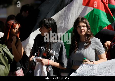 Roma, Italie. 30 mai 2025. Manifestazione per Gaza degli studenti di Roma Sud Ñ Roma Ñ Italia Ñ Venerd“ 30 Maggio 2025 - Cronaca - (foto di Cecilia Fabiano/ Credit : LaPresse/Alamy Live News Banque D'Images
