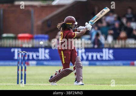 Derby, Royaume-Uni. 30 mai 2025. Hayley Matthews joue un tir lors du match international de Metro Bank One Day England Women vs West Indies Women au Derbyshire County Cricket Club, Derby, Royaume-Uni, le 30 mai 2025 (photo par Alfie Cosgrove/News images) à Derby, Royaume-Uni le 30/05/2025. (Photo par Alfie Cosgrove/News images/SIPA USA) crédit : SIPA USA/Alamy Live News Banque D'Images