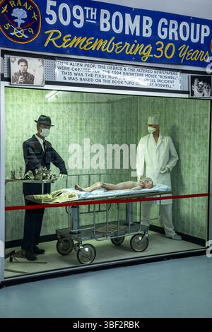 Salle d'exposition, Alien UFO Museum, Roswell, Nouveau Mexique, USA Banque D'Images