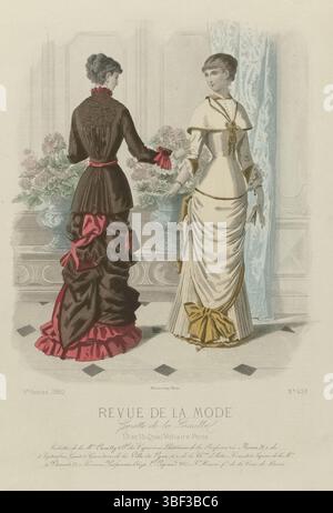 Paris, Falconer, revue de la mode, Gazette de la famille, dimanche 10 octobre 1880, 9e année, No 458 : toilettes de la M.on Cavally, Paris, au milieu - gravé, deux femmes dans un intérieur, dans les robes de Cavally. A gauche : robe de maison ('costume d'intérieur') de satin double face en brun et brun rougeâtre. Droite : robe de bas en laine beige, soie et satin, à la fois pour l'intérieur et pour sortir. La robe a un pélérine avec revers et est fermée avec un cordon de soie. Ci-dessous l'image quelques lignes de texte publicitaire pour différents produits. Tirage tiré du magazine de mode revue de la mode (1872-1913). DET Banque D'Images