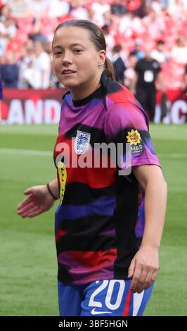 Londres, Royaume-Uni. 30 mai 2025. Pendant l'UEFA Women's Nations League - Group 3 Fran Kirby(Brighton)of England Womenduring le match d'échauffement avant-match entre l'Angleterre féminine contre le Portugal féminine au stade de Wembley, Londres, le 30 mai 2025 Credit : action Foto Sport/Alamy Live News Banque D'Images