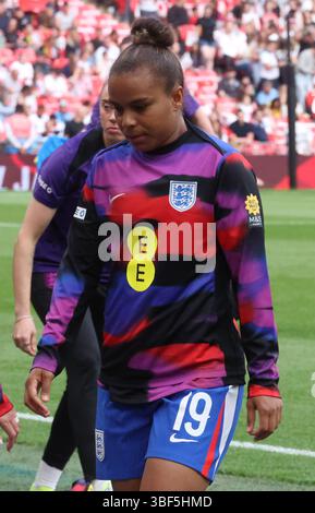 Londres, Royaume-Uni. 30 mai 2025. Pendant l'UEFA Women's Nations League - Group 3 Nikita Parris (Brighton et Hove Albion) de l'Angleterre féminine pendant le match d'échauffement entre l'Angleterre féminine contre le Portugal féminine au stade de Wembley, Londres le 30 mai 2025 crédit : action Foto Sport/Alamy Live News Banque D'Images
