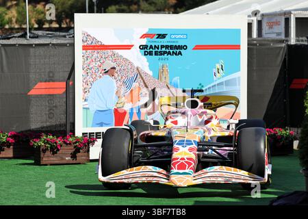 Barcelone, Espagne. 31 mai 2025. Atmosphère de paddock - showcar. 31.05.2025. Championnat du monde de formule 1, Rd 9, Grand Prix d'Espagne, Barcelone, Espagne, jour de qualification. Crédit : James Moy/Alamy Live News Banque D'Images