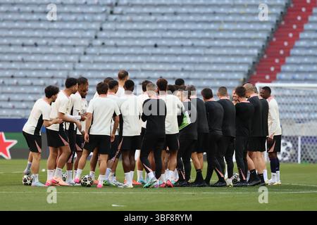 3 mai 2025 ; Allianz Arena, Munich, Allemagne ; finale de la Ligue des Champions Football, Paris Saint Germain contre l'Inter Milan ; entraînement de l'équipe PSG crédit : action plus Sports images/Alamy Live News Banque D'Images
