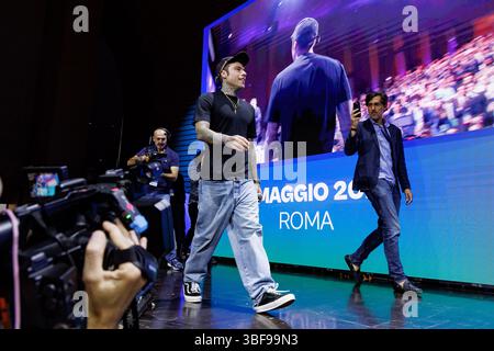 Roma, Italie. 31 mai 2025. Fedez durante il congresso nazionale di Forza Italia Giovani, Roma, Sabato 31 Maggio 2025 (Foto Roberto Monaldo/LaPresse) Fedez pendant le congrès national de la fête Forza Italia Giovani, Rome, samedi 31 mai 2025 (photo Roberto Monaldo/LaPresse) crédit : LaPresse/Alamy Live News Banque D'Images