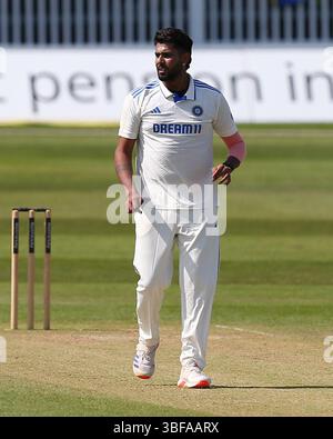 Canterbury, Royaume-Uni. 31 mai 2025. Canterbury, Angleterre, mai 31 2025 : Harshit Rana (12 India A) lors du premier match non officiel du test Day 2 entre les England Lions et India A au Spitfire Ground, St Lawrence à Canterbury, Angleterre. (Jay Patel/SPP) crédit : photo de presse sportive SPP. /Alamy Live News Banque D'Images