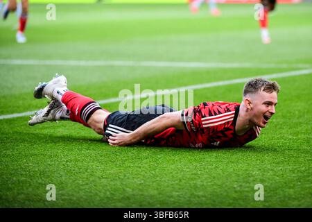 Harrison, États-Unis. 31 mai 2025. Harrison, NJ, États-Unis, 31 mai 2025 : Cameron Harper (17 Red Bulls de New York) célèbre son but lors du match de la Major League Soccer entre les Red Bulls de New York et l'Atlanta United FC au Sports Illustrated Stadium à Harrison, NJ États-Unis (USAGE ÉDITORIAL SEULEMENT). (Rebekah Wynkoop/SPP) crédit : SPP Sport Press photo. /Alamy Live News Banque D'Images