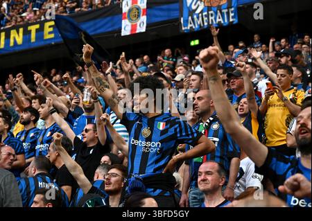 Munich, Allemagne. 31 mai 2025. MUNICH, ALLEMAGNE - MAI 31 : les fans du FC Internazionale, avant la finale de l'UEFA Champions League 2025 entre le Paris Saint-Germain et le FC Internazionale Milano à l'Allianz Arena le 31 mai 2025 à Munich, Allemagne. (Photo de MB Media) crédit : MB Media solutions/Alamy Live News Banque D'Images