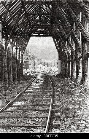 Pacific Railway, l'intérieur d'un hangar de neige dans la Sierra Nevada. Californie. États-Unis d'Amérique. Dessin de Jules Ferat (1829-1906) voyage de Washington à San Francisco, 1868 de Lambert Marius Laurent Louis Simonin (1830-1886) le Tour du monde 1874 Banque D'Images