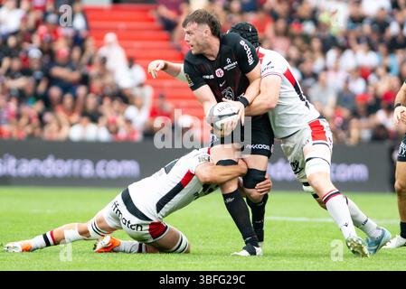 Toulouse, France. 01 juin 2025. Joshua Brennan de Toulouse lors du match du championnat de France Top 14 de rugby à xv opposant le stade Toulousain (Toulouse) et LOU Rugby (Lyon) le 1er juin 2025 au stade Ernest Wallon à Toulouse, France - photo Nathan Barange/DPPI crédit : DPPI Media/Alamy Live News Banque D'Images