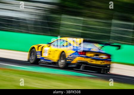 Monza, Italie. 01 juin 2025. Finn WIEBELHAUS, Romain ANDRIOLO et David SCHUMACHER au volant de la (#65) Ford Mustang GT3 de l'équipe HRT Ford performance lors du GT World Challenge propulsé par AWS le 1er juin 2025 à Autodromo Nazionale di Monza, Monza, Italie. Crédit : Alessio Morgese AG. FotoMorAle/E-mage/Alamy Live News/Alamy Live News Banque D'Images