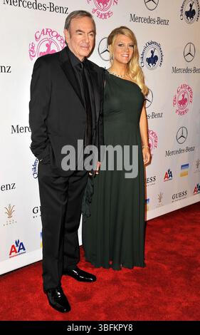 Neil Diamond et Katie McNeil au Carousel of Hope Ball à Los Angeles - 20 octobre 2012 Banque D'Images