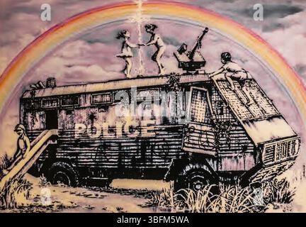 Banksy - police Riot Van, exposant la violence d'État, Dismaland Art Park, 2015, exposition le monde de Banksy Banque D'Images