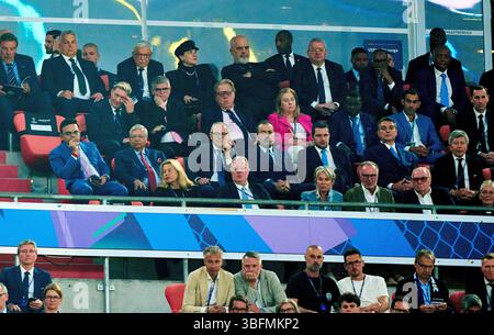 Munich, Allemagne. 31 mai 2025. Rangée supérieure : Viktor ORBAN, président hongrois, premier ministre hongrois, Karl-Heinz Rummenigge (Mitglied Aufsichtsrat FCB AG) avec sa femme, Uli Hoeness (ancien président du FCB), Ehrenpraesident, avec sa femme, Herbert Hainer, président du FCB et ex PDG Adidas Jan-Christian Dreesen, PDG Vorstandsvorsitzender rangée inférieure du FCB : Miroslav Klose pendant le match PSG PARIS - INTER MAILIDENT et 5-0 de l'UEFA Champions en mai 31 en finale de Munich, en mai 2025. Cl saison 2024/2025 photographe : ddp images/STAR-images crédit : ddp Media GmbH/Alamy Live News Banque D'Images