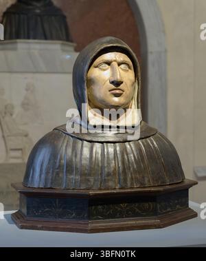 Buste en terre cuite polychrome de Girolamo Savonarola attribué à l'atelier Della Robbia, Museo di San Marco, Florence, Italie. Banque D'Images