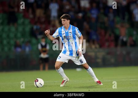 Terni, Italie. 03 juin 2025. Squizzato Niccolo (Pescara) lors de la finale Play Off Italian série C, match Ternana Calcio vs Pescara 02 juin 2025 au stade Liberati de Terni Italie (photo de Luca Marchetti/LiveMedia) lors de Ternana vs pescara, match de football italien Coppa Italia Serie C à Terni, Italie, 02 juin 2025 crédit : Agence photo indépendante/Alamy Live News Banque D'Images