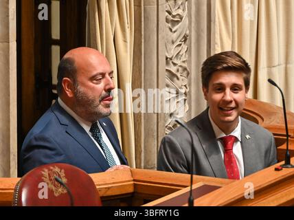 Lisbonne, Portugal. 03 juin 2025. La première session plénière de la XVIIe législature du Parlement portugais a lieu à l'Assemblée de la République à Lisbonne. Au cours de la session, les députés nouvellement élus prennent leurs fonctions et élisent le Président et les Vice-Présidents de l’Assemblée. Crédit : Ricardo Rocha/Alamy Live News Banque D'Images