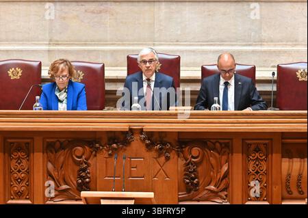 Lisbonne, Portugal. 03 juin 2025. La première session plénière de la XVIIe législature du Parlement portugais a lieu à l'Assemblée de la République à Lisbonne. Au cours de la session, les députés nouvellement élus prennent leurs fonctions et élisent le Président et les Vice-Présidents de l’Assemblée. Crédit : Ricardo Rocha/Alamy Live News Banque D'Images