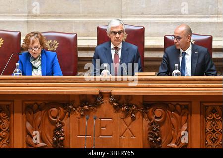 Lisbonne, Portugal. 03 juin 2025. La première session plénière de la XVIIe législature du Parlement portugais a lieu à l'Assemblée de la République à Lisbonne. Au cours de la session, les députés nouvellement élus prennent leurs fonctions et élisent le Président et les Vice-Présidents de l’Assemblée. Crédit : Ricardo Rocha/Alamy Live News Banque D'Images