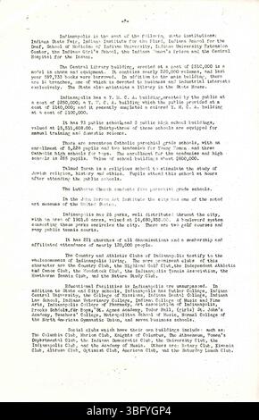 Cette publication de 1918, créée par la Chambre de commerce d'Indianapolis, fournit un aperçu détaillé des conditions économiques de la ville, y compris des cartes et des graphiques illustrant le centre-ville d'Indianapolis. Banque D'Images