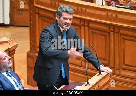Lisbonne, Portugal. 03 juin 2025. La première session plénière de la XVIIe législature du Parlement portugais a lieu à l'Assemblée de la République à Lisbonne. Au cours de la session, les députés nouvellement élus prennent leurs fonctions et élisent le Président et les Vice-Présidents de l’Assemblée. Crédit : Ricardo Rocha/Alamy Live News Banque D'Images