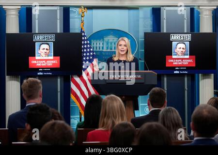 Washington, États-Unis. 03 juin 2025. Karoline Leavitt, attachée de presse à la Maison Blanche, tient un point de presse à la Maison Blanche à Washington le 3 juin 2025. Photo de Yuri Gripas/ABACAPRESS.COM crédit : Abaca Press/Alamy Live News Banque D'Images