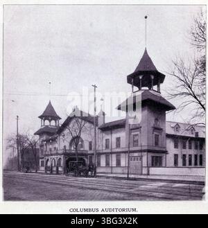 L'auditorium Columbus a ouvert ses portes en 1897 après avoir été rénové à partir de la patinoire Park Roller (1885). Il s'est effondré en raison de fortes chutes de neige le 18 février 1910, et a été le site du premier salon de l'auto de Columbus en 1909. Banque D'Images
