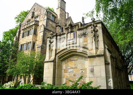 Anne T. & Robert M. Bass Library, Bibliothèque, Université de Yale, extérieur du bâtiment, 110 Wall Street, New Haven, Connecticut, États-Unis Banque D'Images