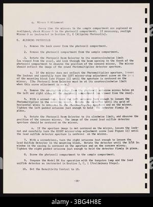 Le spectrophotomètre Beckman DK, introduit en 1956, était une version avancée du modèle DU avec des capacités étendues dans les longueurs d'onde proches de l'infrarouge. Le développement a été dirigé par le chimiste Wilbur I. Kaye, qui a travaillé sur le projet DK chez Eastman Kodak et Beckman instruments. Le modèle DK a été nommé d'après Kaye en reconnaissance de ses contributions à la spectrophotométrie. Banque D'Images