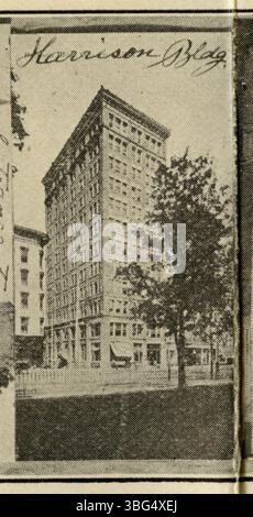 Une carte postale vintage vue à vol d'oiseau de 1908 montrant plusieurs angles de Columbus, Ohio, y compris le réseau de rues de la ville et l'architecture remarquable. Banque D'Images