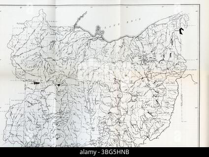 L'inondation de mars 1963 en Ohio, particulièrement dans le bassin de la rivière Hocking, a été la plus grave depuis 1945. Il a dépassé les records d'inondations précédents dans des zones comme les bassins de Paint Creek et Little Miami River, correspondant ou dépassant les inondations de 1913 et 1959. Il a causé plus de 28 millions de dollars de dommages, avec deux morts et l'évacuation de plus de 5 000 personnes. Athènes a connu des inondations partielles. Banque D'Images
