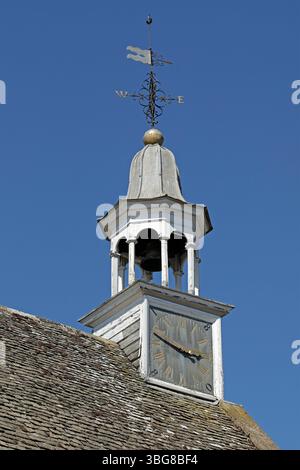 Bell Tower, Town Hall, High Street, Chipping Campden, les Cotswolds, Angleterre, Grande-Bretagne Banque D'Images