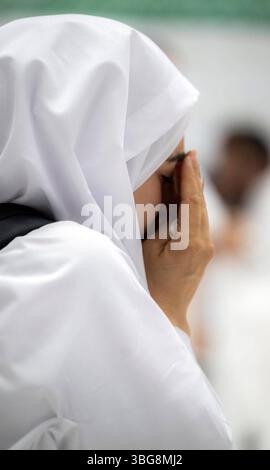 Les fidèles musulmans se rassemblent autour de la Kaaba, le sanctuaire le plus Saint de l Islam, au complexe de la Grande Mosquée les fidèles musulmans se rassemblent autour de la Kaaba, le sanctuaire le plus Saint de l Islam, au complexe de la Grande Mosquée dans la ville sainte de la Mecque le 3 juin 2025 avant le pèlerinage annuel du Hadj. Photo de l'Agence de presse saoudienne APA images la Mecque la Mecque Arabie Saoudite 030625 Mecca SPA 4 0016 Copyright : xapaimagesxSaudixPressxAgencyxxapaimagesx Banque D'Images