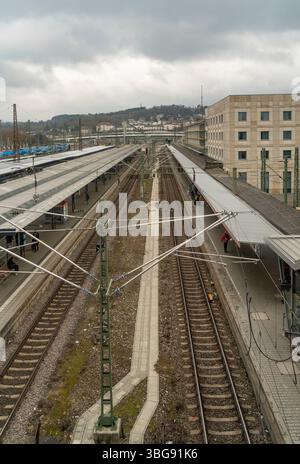 Paysage de chemin de fer à angle élevé vu à Ulm, une ville dans un état nommé Baden-Wuerttemberg dans le sud-ouest de l'Allemagne Banque D'Images