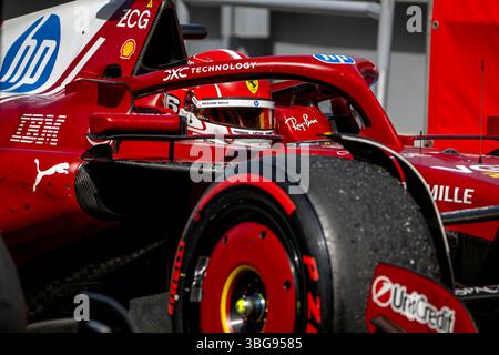 Montmelo, Espagne, 01 juin 2025, Charles Leclerc, de Monaco, concourt pour Ferrari. La journée du Grand Prix d'Espagne 2025, qui se déroule à Montmelo, en Espagne. Crédit : Michael Potts/Alamy Live News Banque D'Images