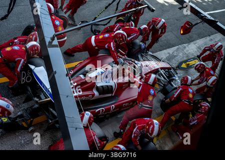 Montmelo, Espagne, 01 juin 2025, Lewis Hamilton, du Royaume-Uni, concourt pour Ferrari. La journée du Grand Prix d'Espagne 2025, qui se déroule à Montmelo, en Espagne. Crédit : Michael Potts/Alamy Live News Banque D'Images
