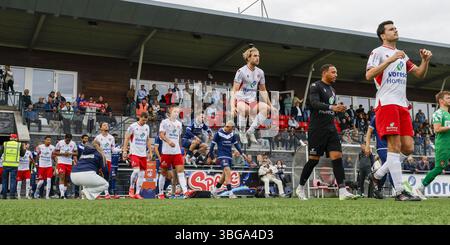 Noordwijk, pays-Bas. 04 juin 2025. NOORDWIJK, 04-06-2025, Sportpark Duinwetering, Betnation Dutch Tweede Divisie Play off Football, saison 2024/2025, match entre Noordwijk et Harkemase Boys, joueurs pas sur le terrain crédit : Pro Shots/Alamy Live News Banque D'Images